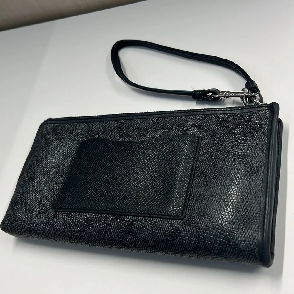 Coach Large Gray Black Pebbled Leather Wristlet Clutch Bag